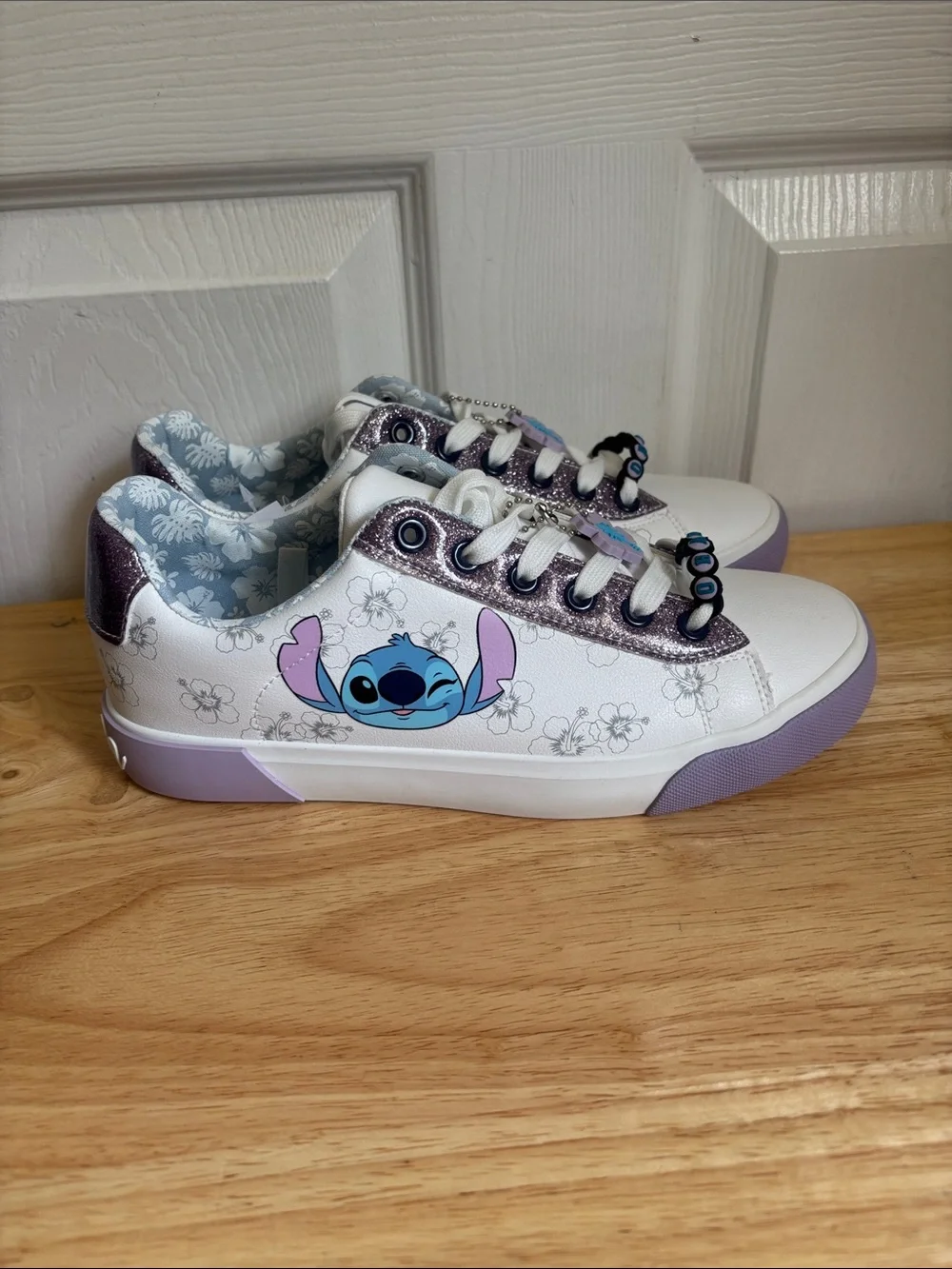 NEW Disney Ground Up White and Purple Lilo & Stitch Sneakers Size 7.5 Ohana